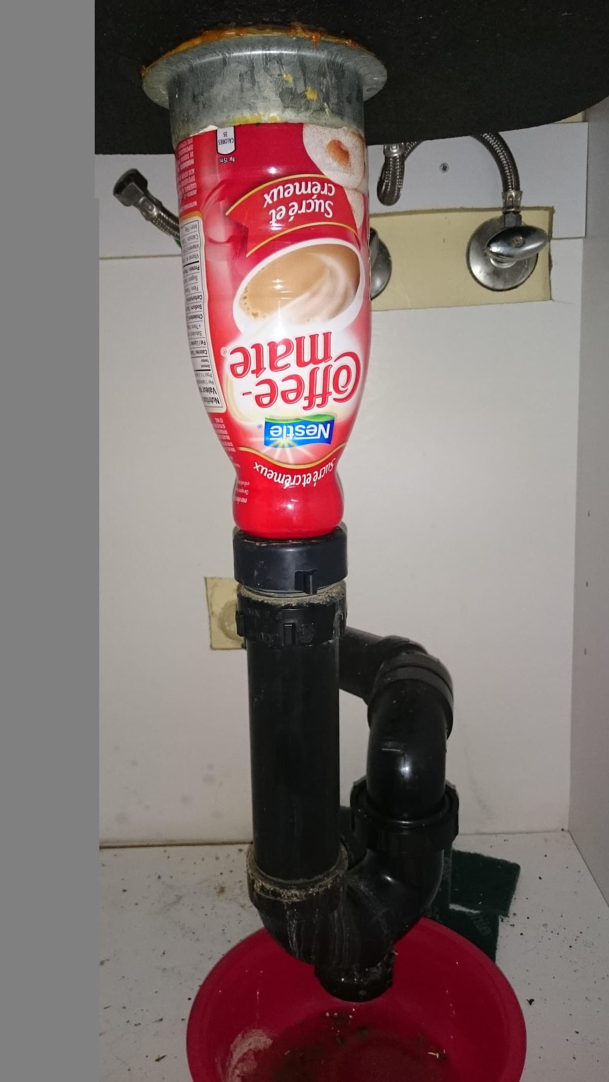Plumbing problem that is extremely obvious